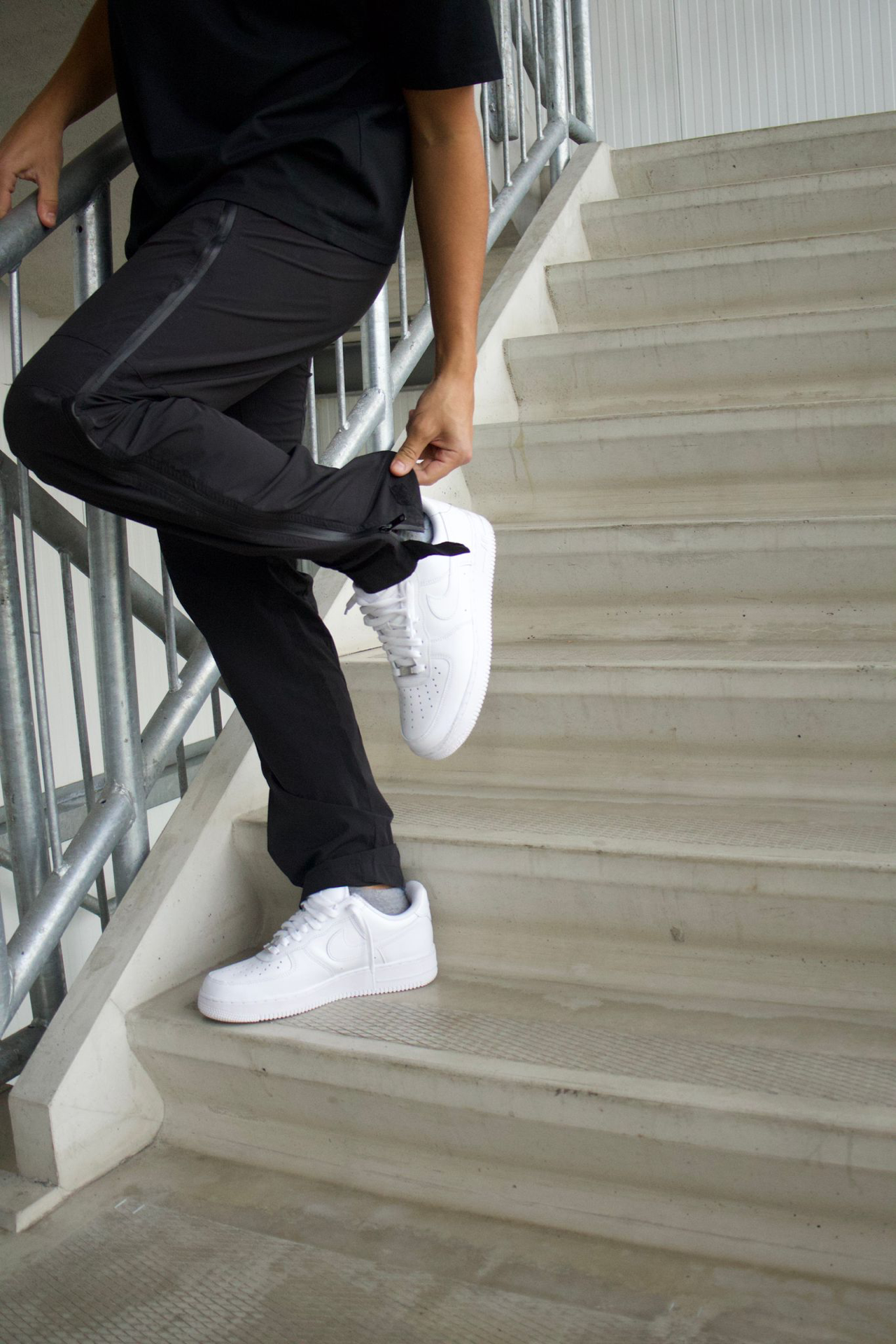 Black Cargo Jeans