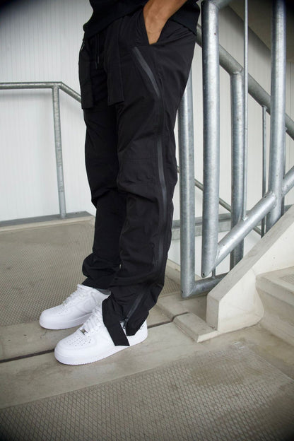 Black Cargo Jeans